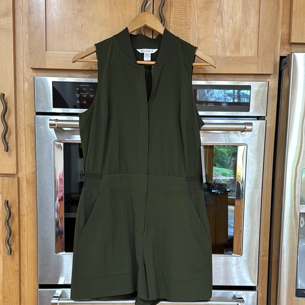 NWT Athleta Dark Green Sleeveless Shorts Romper